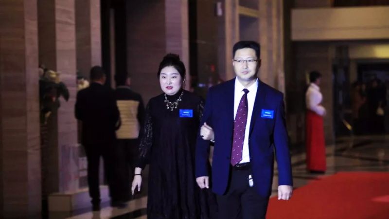 “感恩相伴?筑夢(mèng)同行”——龍港集團(tuán)2019新春年會(huì)盛大舉行！