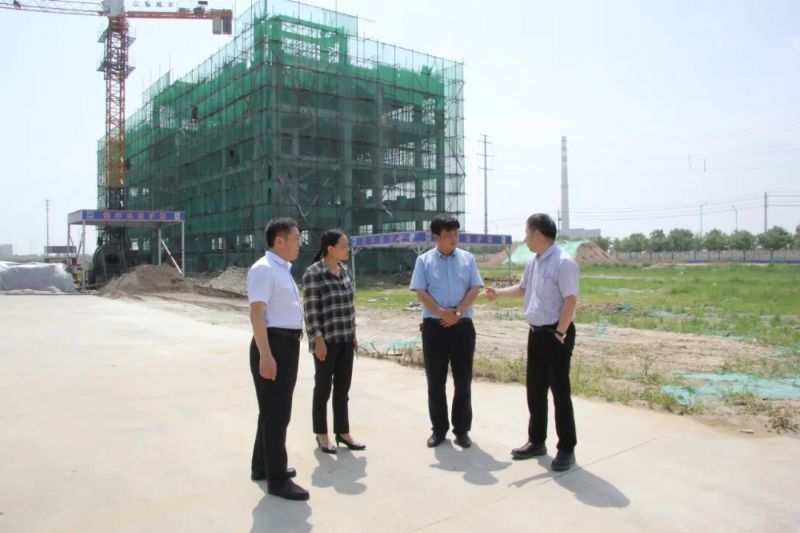 人才強企新高地:中國工程院王玉忠院士與龍港集團簽訂合作協(xié)議