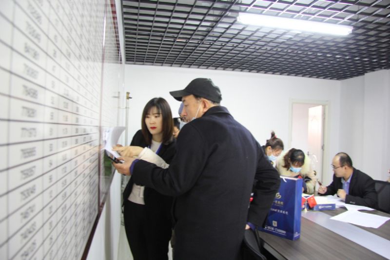 人山人海，瘋狂搶購(gòu)丨直擊龍港·育德園開(kāi)盤(pán)火爆現(xiàn)場(chǎng)！