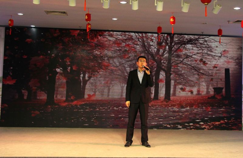 不忘初心 衷愫韶華——龍港集團(tuán)迎新春文化盛宴震撼來(lái)襲！