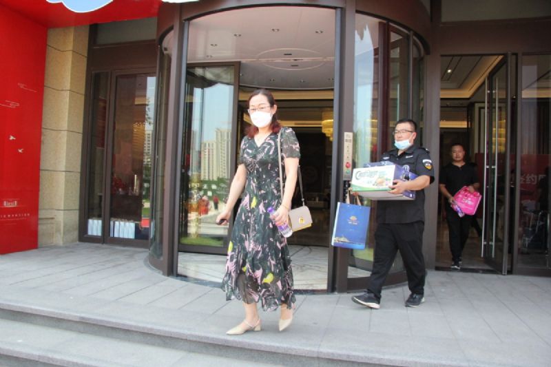 悅見(jiàn)新居，幸福歸家——龍港·育秀園一期洋房圓滿交付！